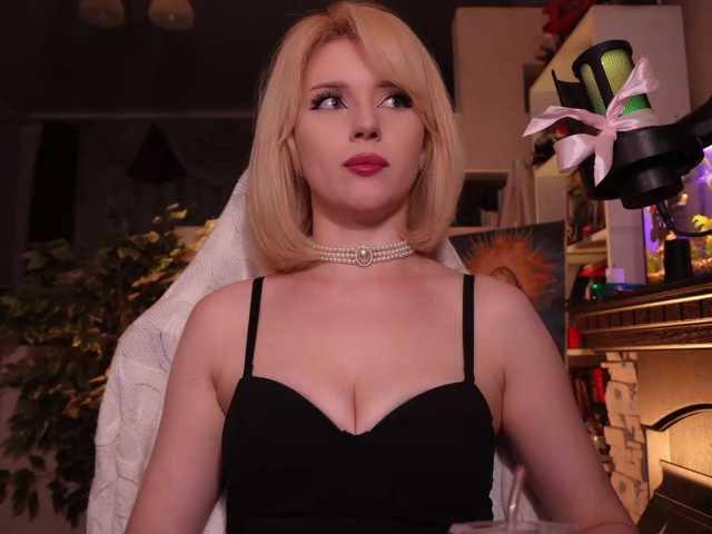 ChristieWade live cam on BongaCams
