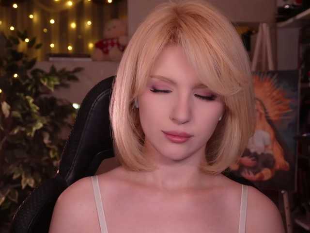 ChristieWade live cam on BongaCams