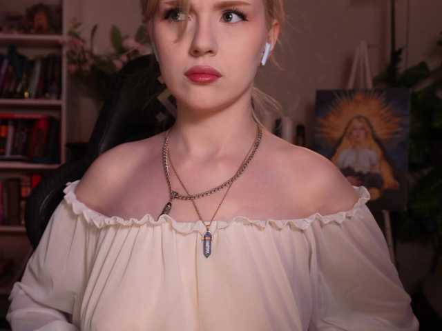 ChristieWade's BongaCams show and profile