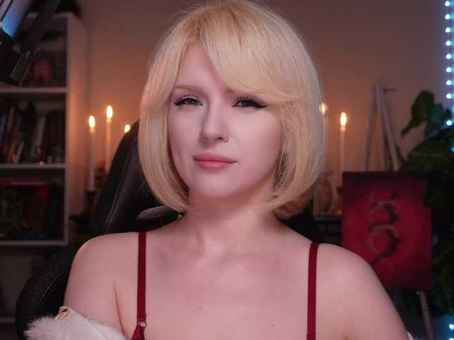ChristieWade live webcam show