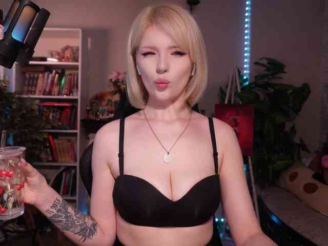 Chris_Foxx webcam