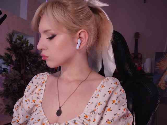 Chris_Foxx webcam