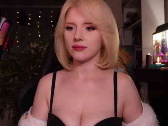 Chris_Foxx webcam