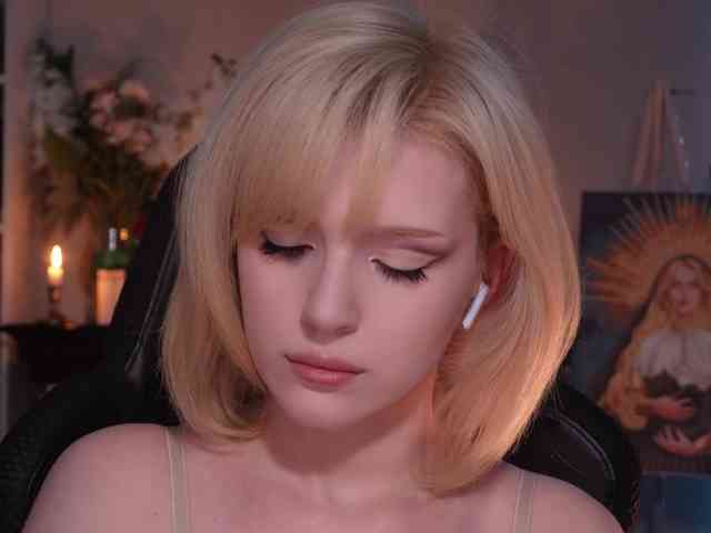 Chris_Foxx webcam