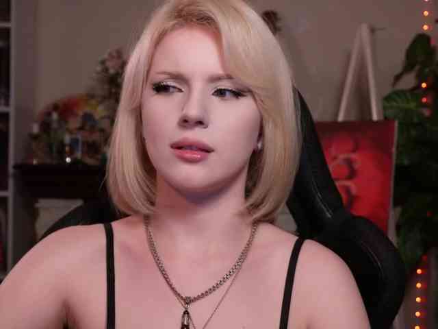 Chris_Foxx webcam