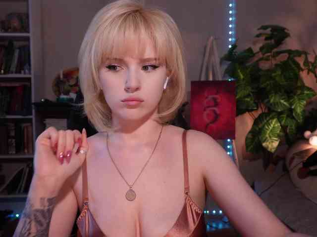Chris_Foxx webcam