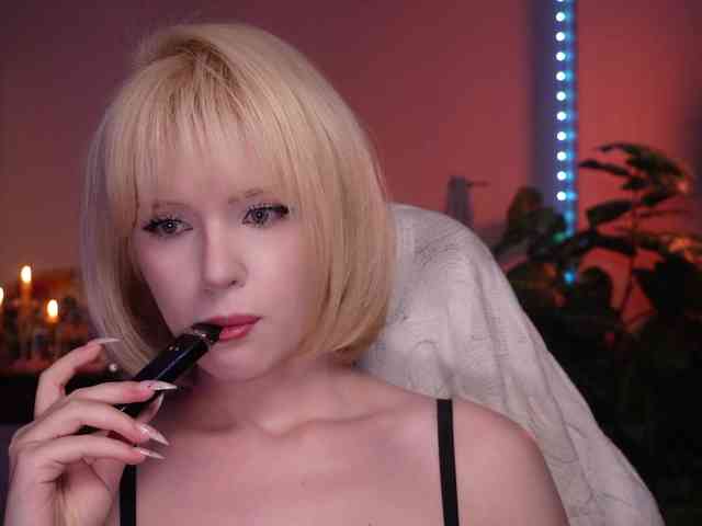 ChristieWade Sex Cam Show