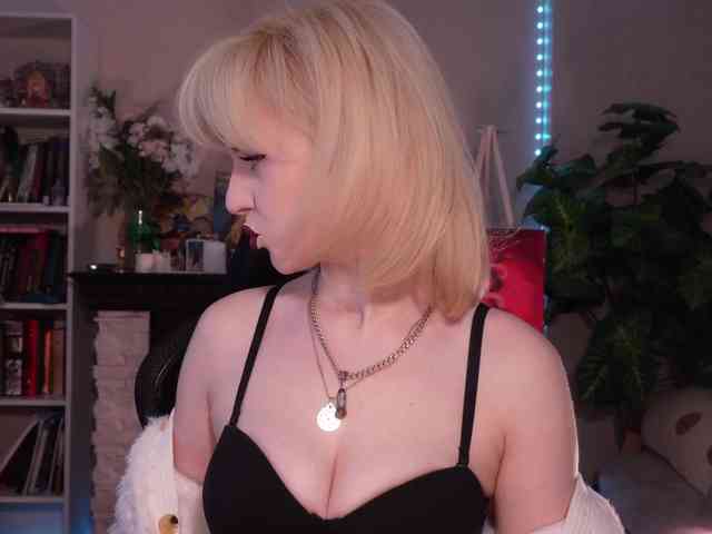 Chris_Foxx webcam