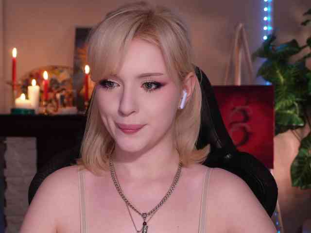 Chris_Foxx webcam