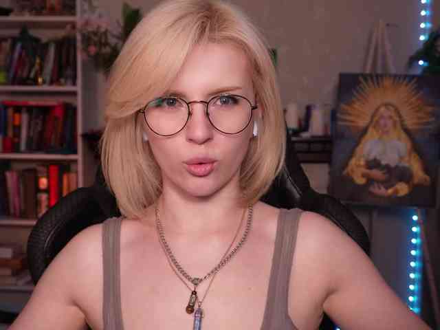 Модель: Chris_Foxx