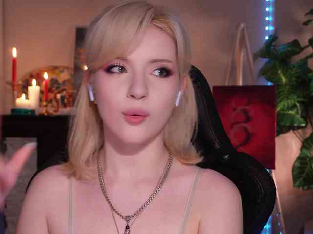 Chris_Foxx webcam