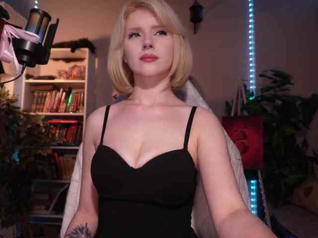 Chris_Foxx webcam