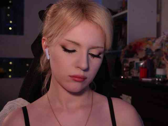 Chris_Foxx webcam