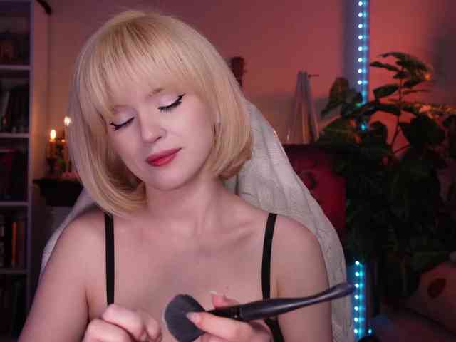 ChristieWade Sex Cam Show