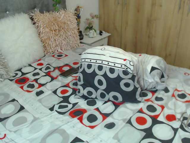 neereaa live cam on BongaCams