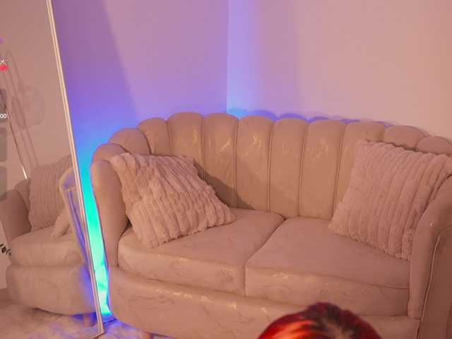 MadelineFox live cam on BongaCams