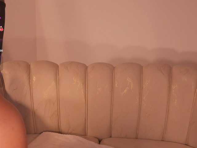 MadelineFox live cam on BongaCams