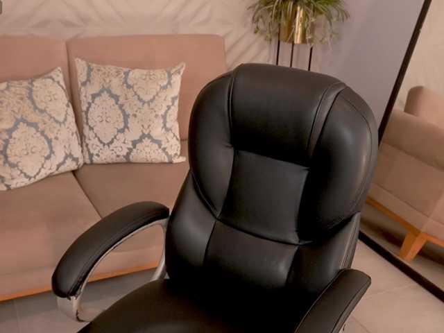 MadelineFox's BongaCams show and profile