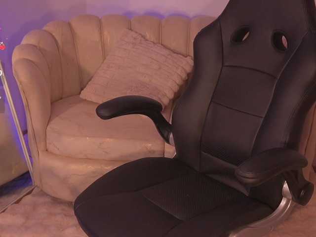 MadelineFox live cam on BongaCams