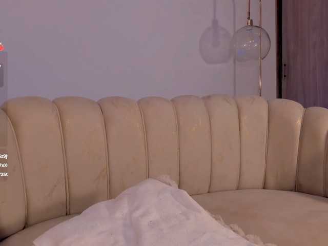 MadelineFox live cam on BongaCams