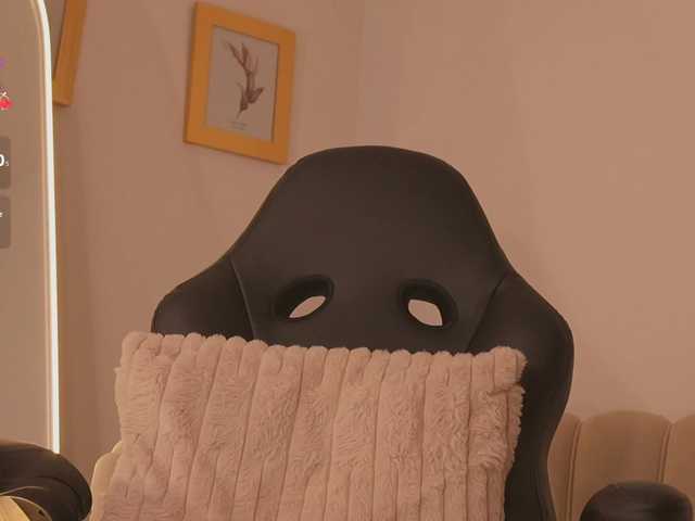 MadelineFox live cam on BongaCams