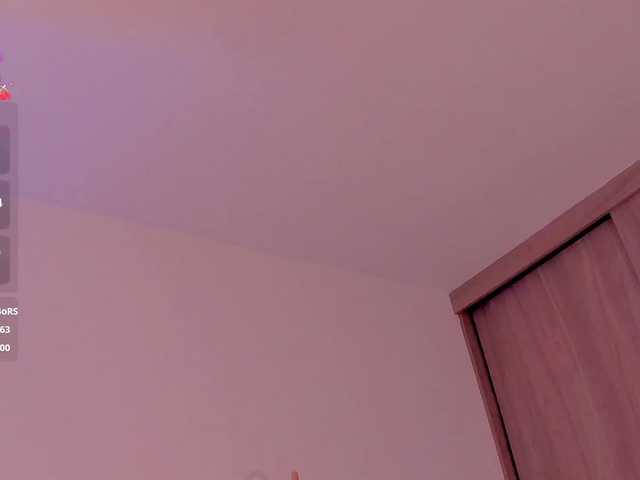 MadelineFox live cam on BongaCams