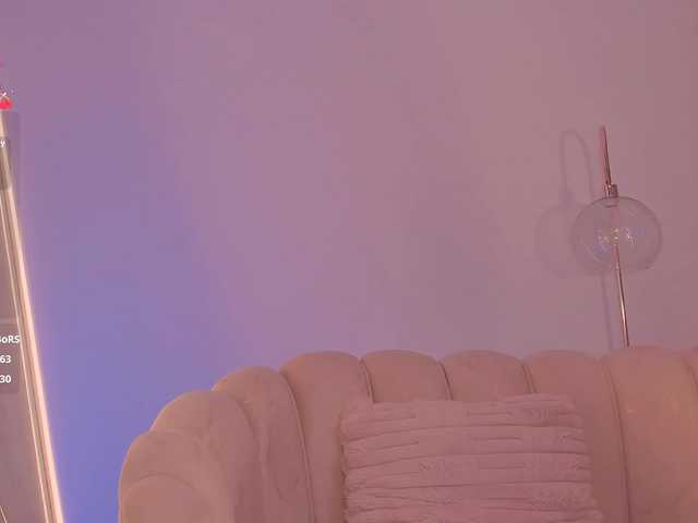 MadelineFox live cam on BongaCams