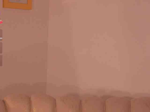 MadelineFox webcam