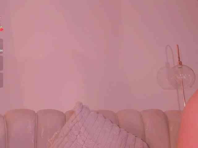 MadelineFox webcam