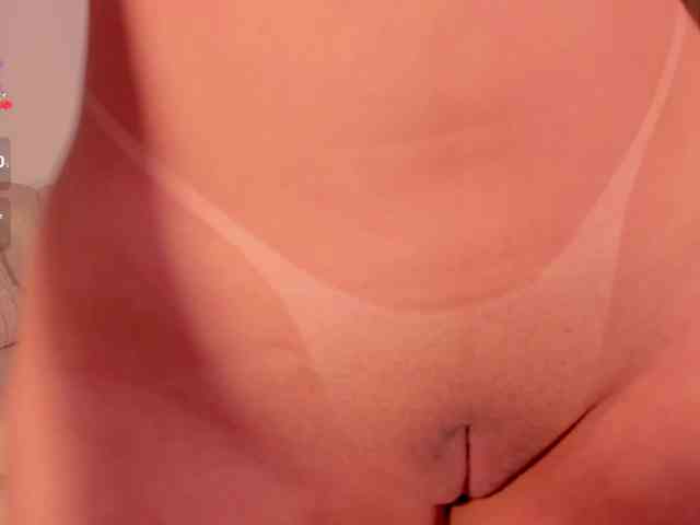 MadelineFox webcam