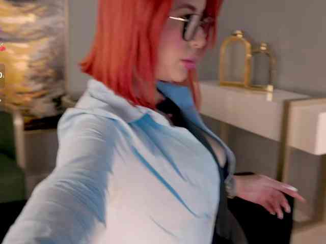 MadelineFox webcam