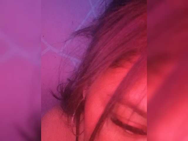 Vanessa333 live cam on BongaCams