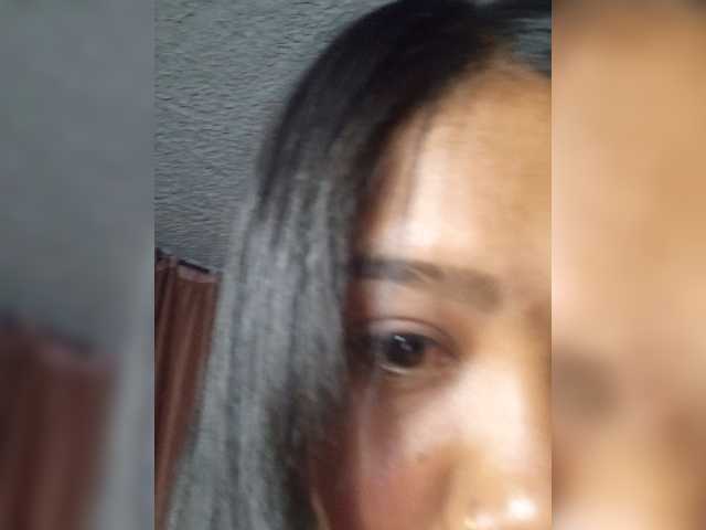 Vanessa333 live cam on BongaCams