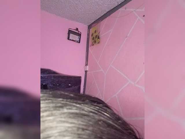 Vanessa333 live cam on BongaCams