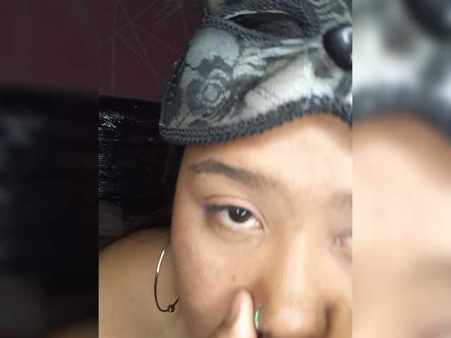 Vanessa333 live cam on BongaCams