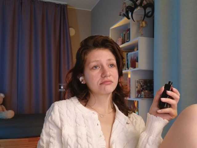 Fancymeee live cam on BongaCams