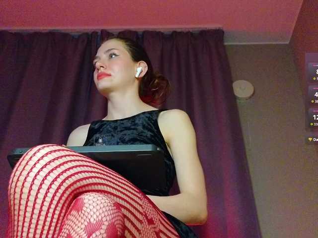 Fancymeee live webcam show