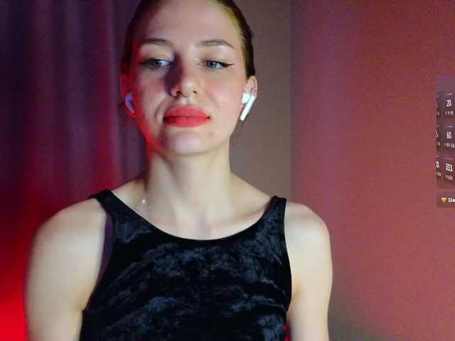 Fancymeee live webcam show