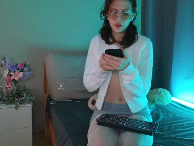 Fancymeee live cam on BongaCams