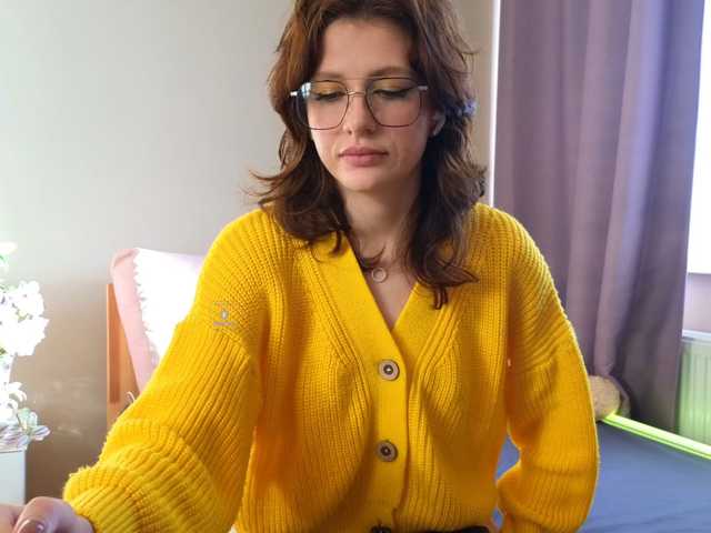 Fancymeee live cam on BongaCams
