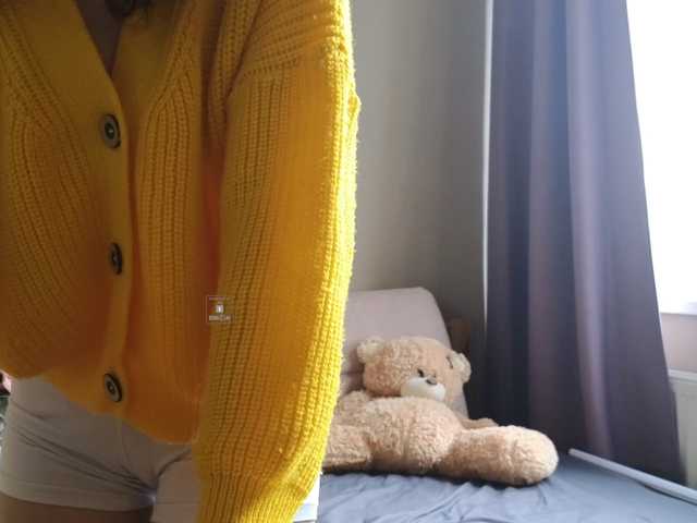Fancymeee live cam on BongaCams