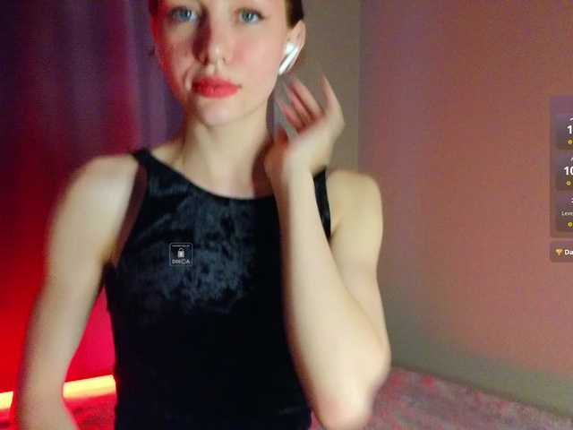 Fancymeee live webcam show