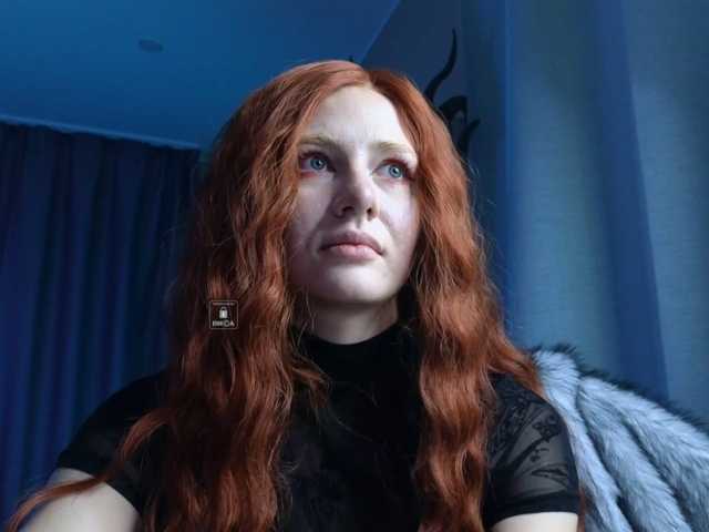 Fancymeee live cam on BongaCams