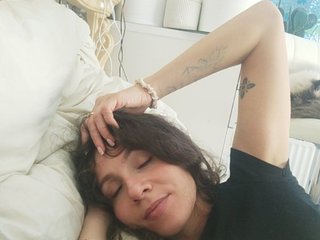 Bonne-Aurore Porn Show