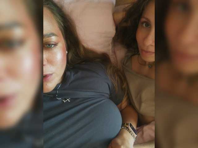 Bonne-Aurore live webcam show