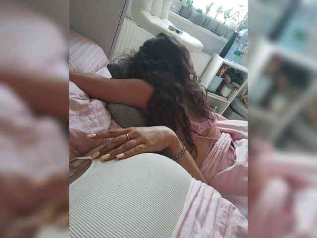 Bonne-Aurore Sex Cam Show