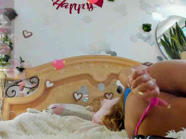 Bonne-Aurore Live Webcam on BongaCams