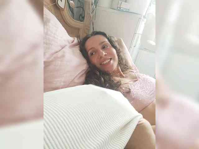 Bonne-Aurore Sex Cam Show