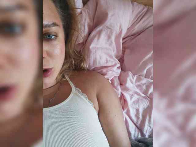 Bonne-Aurore Sex Cam Show