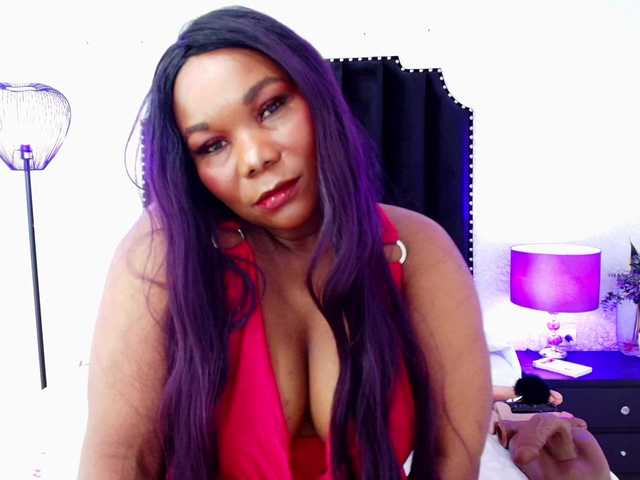 JelanyBankol's BongaCams show and profile